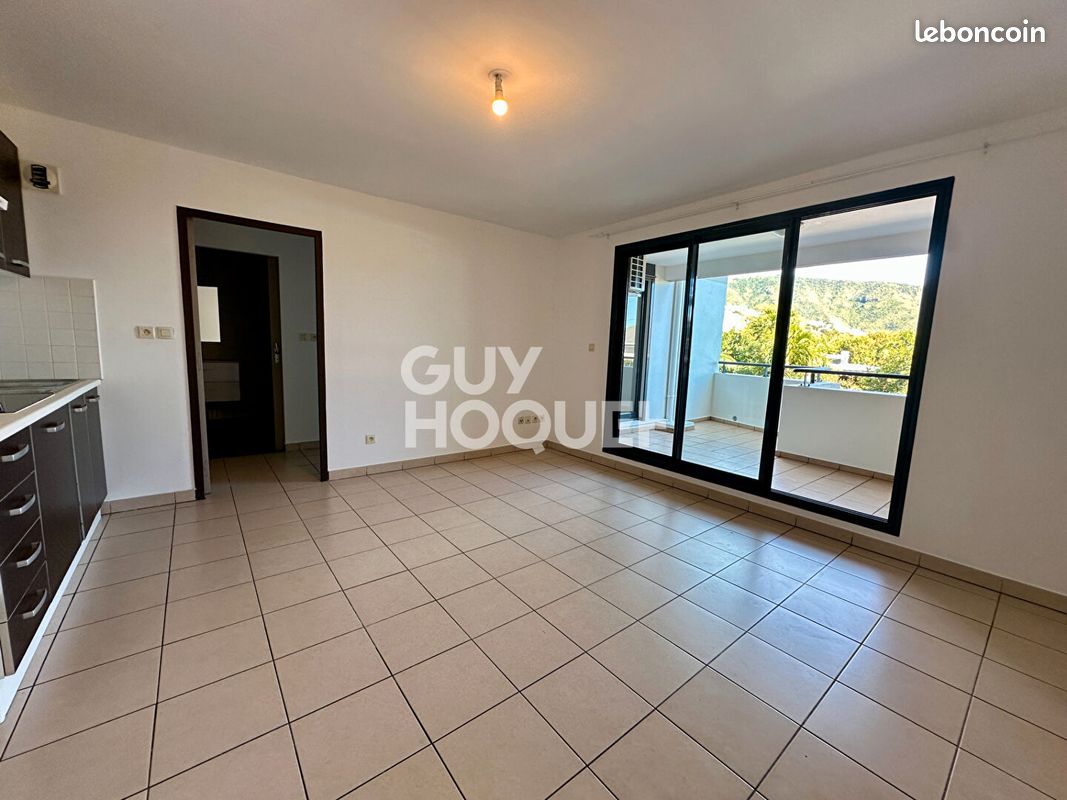 Appartement 2 pièces 39 m² · à Saint-Denis · 39 m² · 792 €/mois