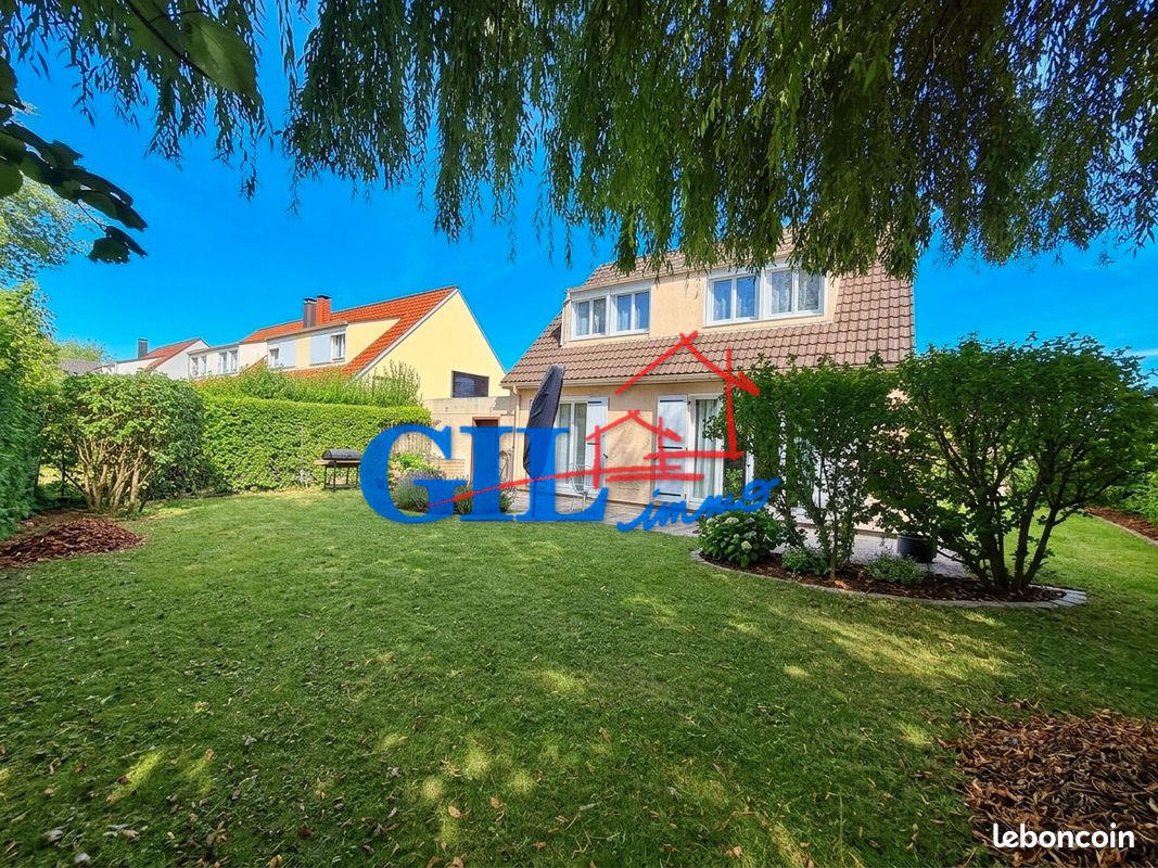 Maison 6 pièces 112 m² · à Savigny-le-Temple · 112 m² · 297 000 €