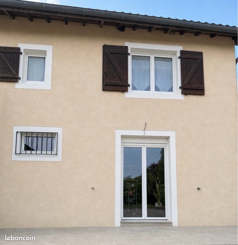 Maison 7 pièces 200 m² · à Coudures · 200 m² · 219 000 €