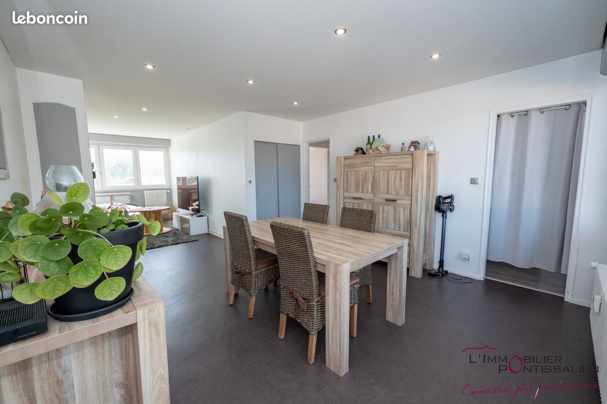 Appartement 3 pièces 63 m² · à Pontarlier · 63 m² · 165 000 €