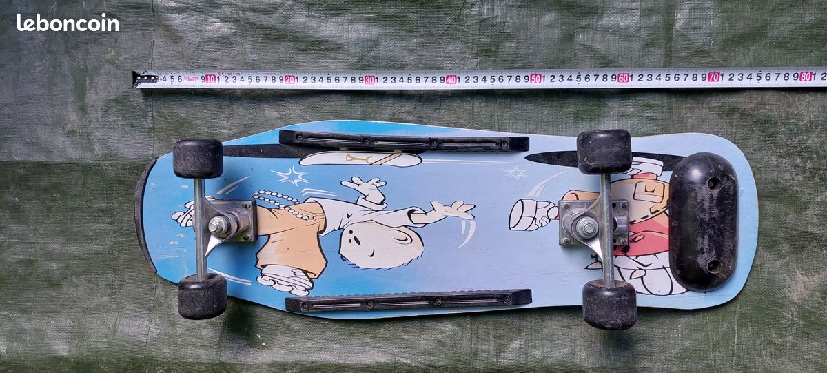 Skateboard (image 2)