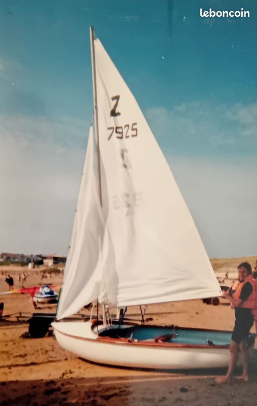 ZEPHYR DINGHY — Vedi foto 1