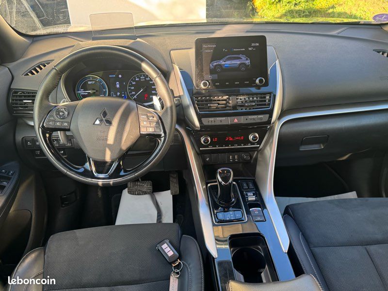 Mitsubishi Eclipse cross (2) 2.4 mivec phev 4wd intense edition BVA garantie six mois (image 3)