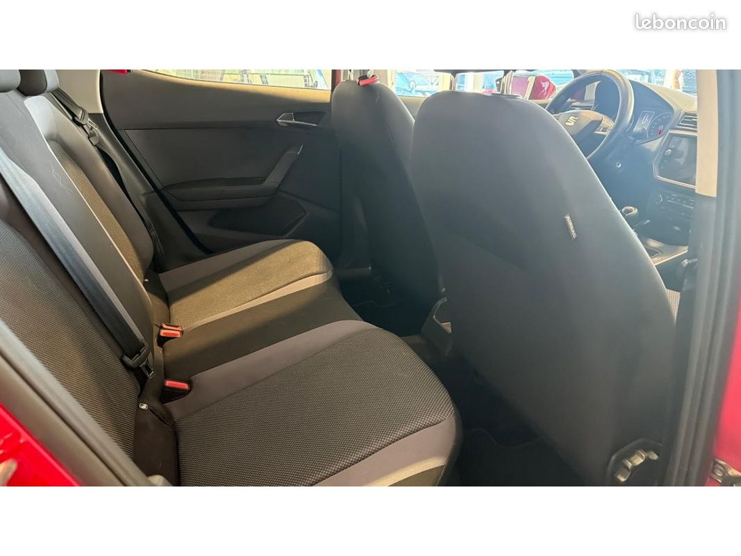 SEAT ARONA 1.0 TSI 95 CH Style Business (image 20)