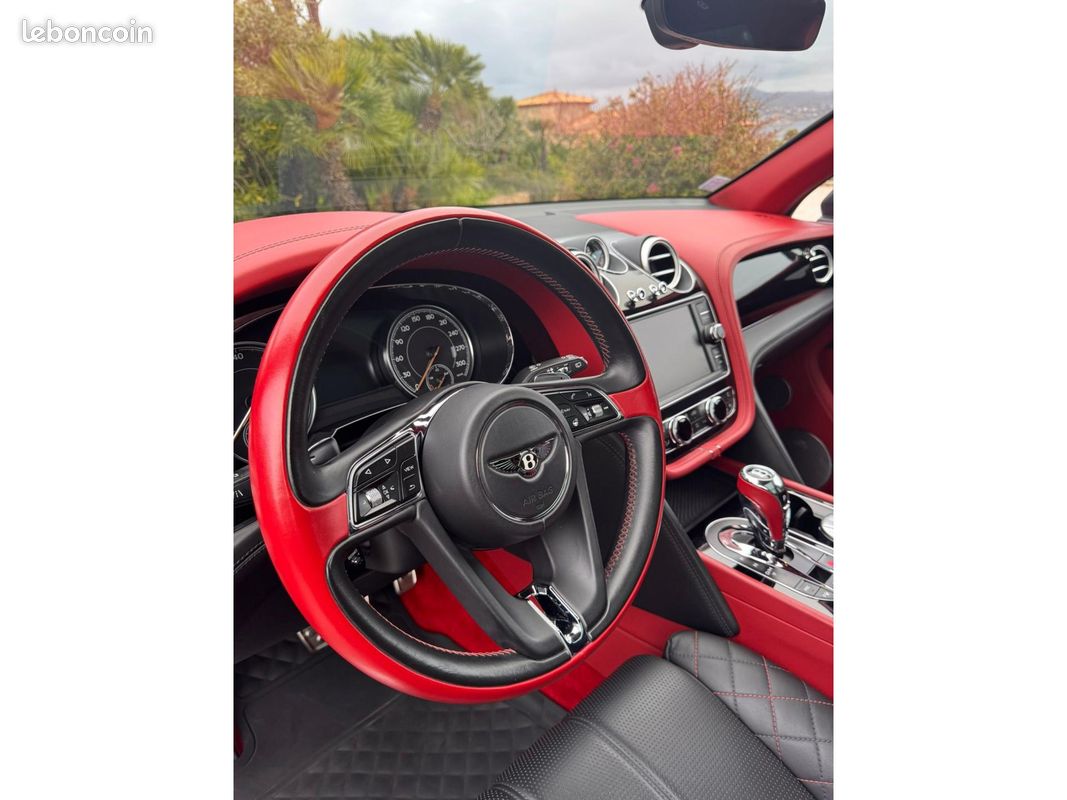 BENTLEY BENTAYGA 6.0i W12 - BVA First Edition (image 4)