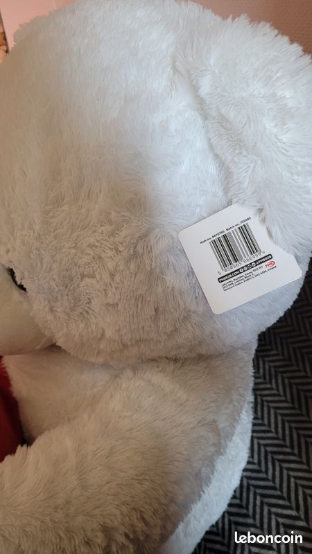 Peluche ours blanc coeur rouge I love you FERMETTE