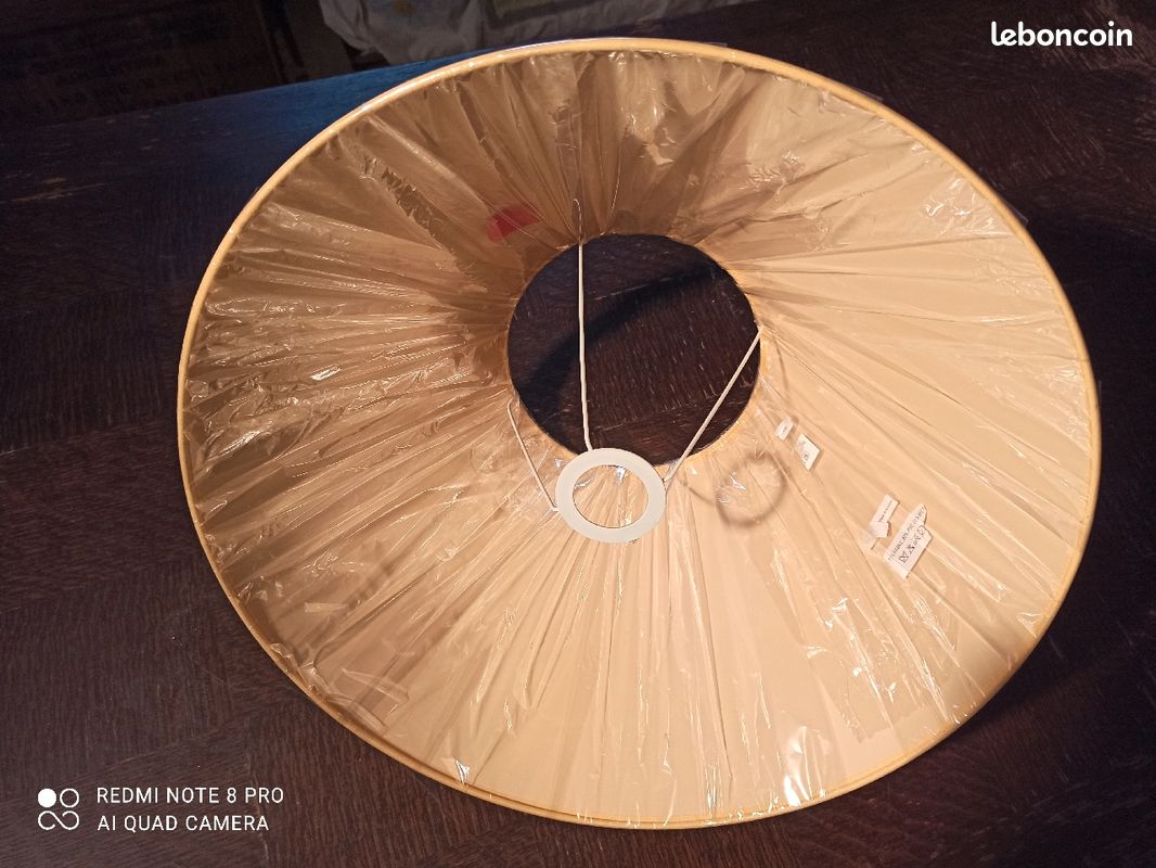 Abat-jour rond en tissu de qualité supérieure (image 2)