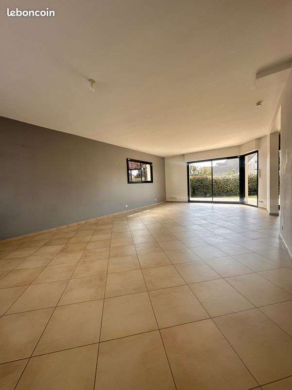 Maison 6 pièces 180 m² · à Pont-de-Metz · 180 m² · 599 000 €