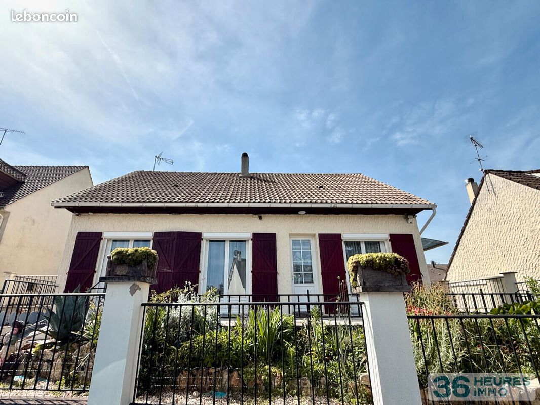Maison 6 pièces 143 m² · à Linas · 143 m² · 256 000 €