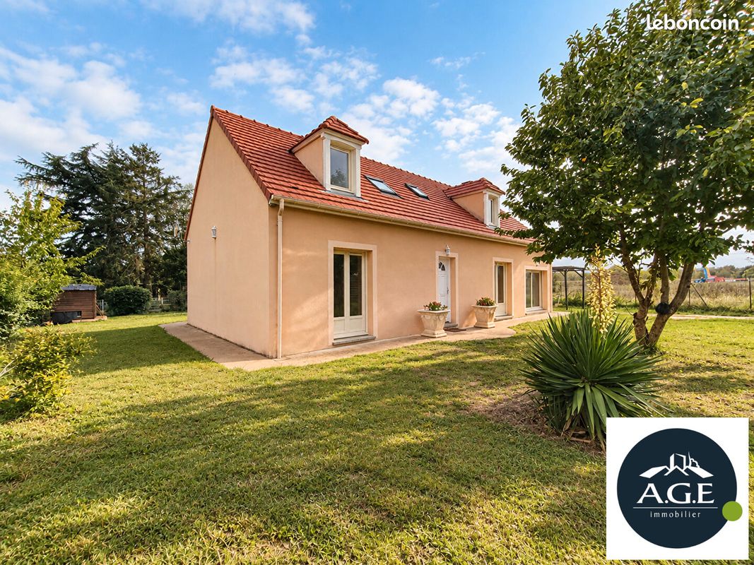 Maison 6 pièces 142 m² · à Coulombs · 142 m² · 1 500 €/mois