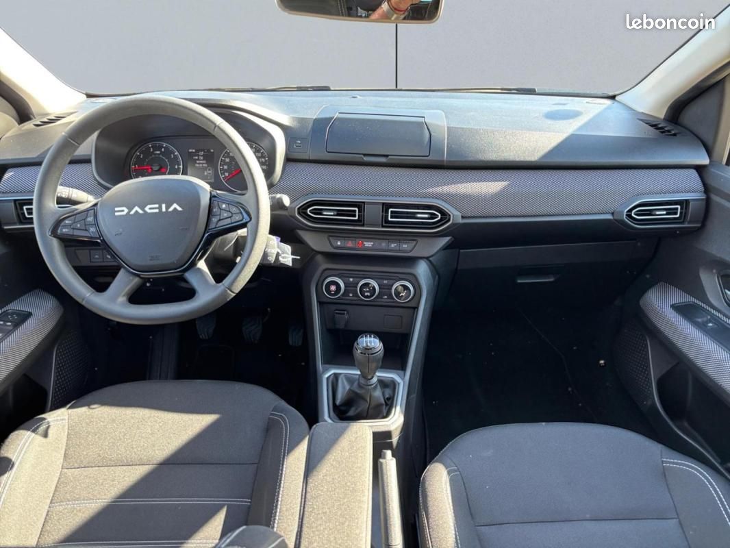 Dacia Sandero ECO-G 100 Expression (image 12)