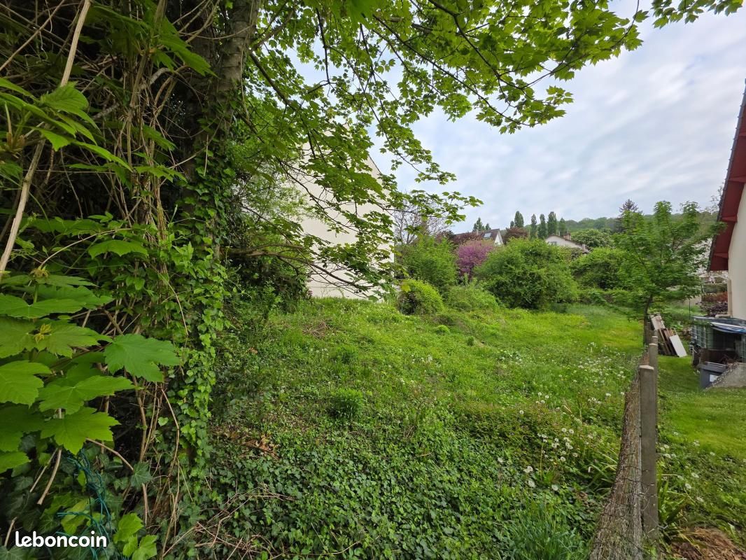 Terrain 499 m² · à Triel-sur-Seine · 170 000 €