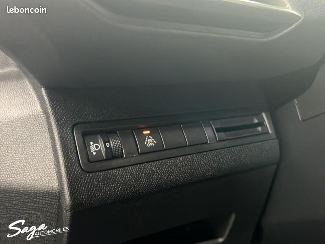 Peugeot 3008 BlueHDi 130ch S&S EAT8 Allure Pack (image 13)