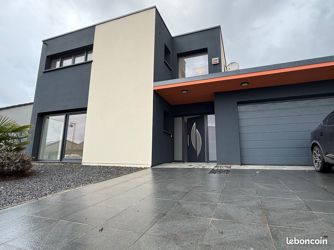 Maison 7 pièces 146 m² · à Marange-Silvange · 146 m² · 499 000 €