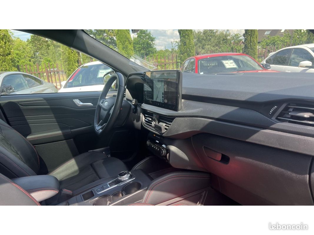 FORD KUGA 2.5 Duratec Flexifuel - 180 - BV e-CVT FHEV 4x2 III 2020 ST-Line X PHASE 2 (image 10)