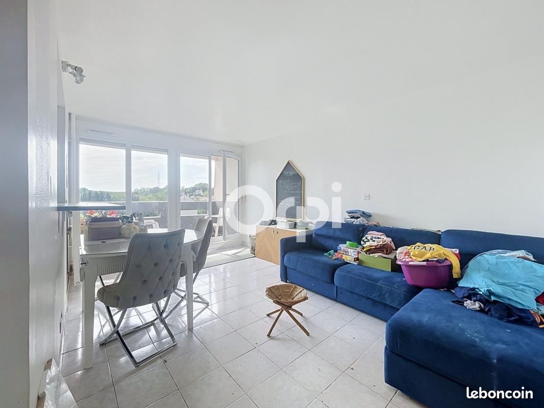 Appartement 4 pièces 77 m² · à Montataire · 77 m² · 1 000 €