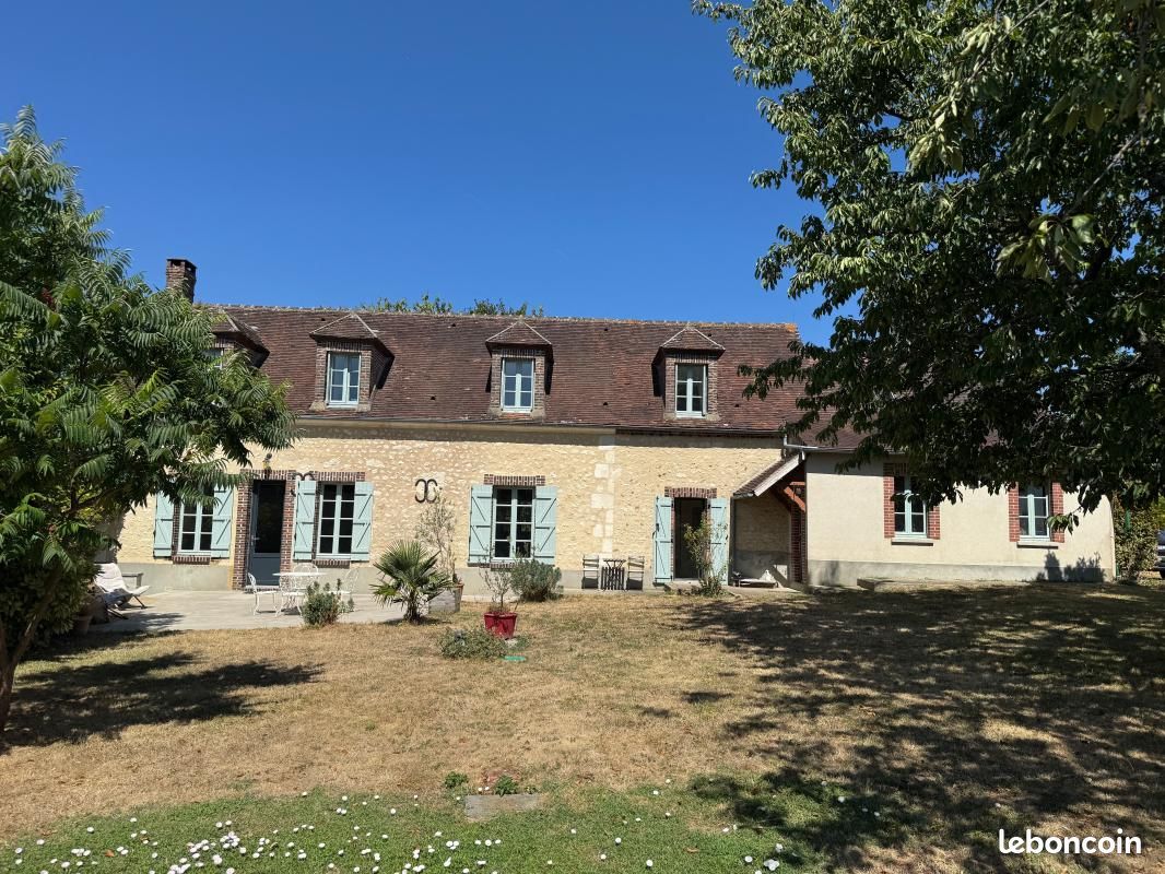 Maison 6 pièces 156 m² · à Sablons sur Huisne · 156 m² · 375 000 €