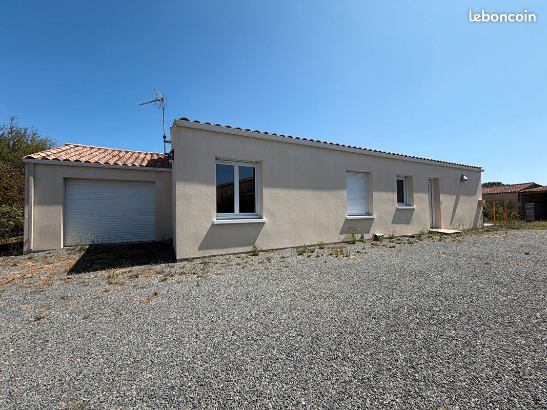 Maison 4 pièces 105 m² · à Breuil-Magné · 105 m² · 273 000 €