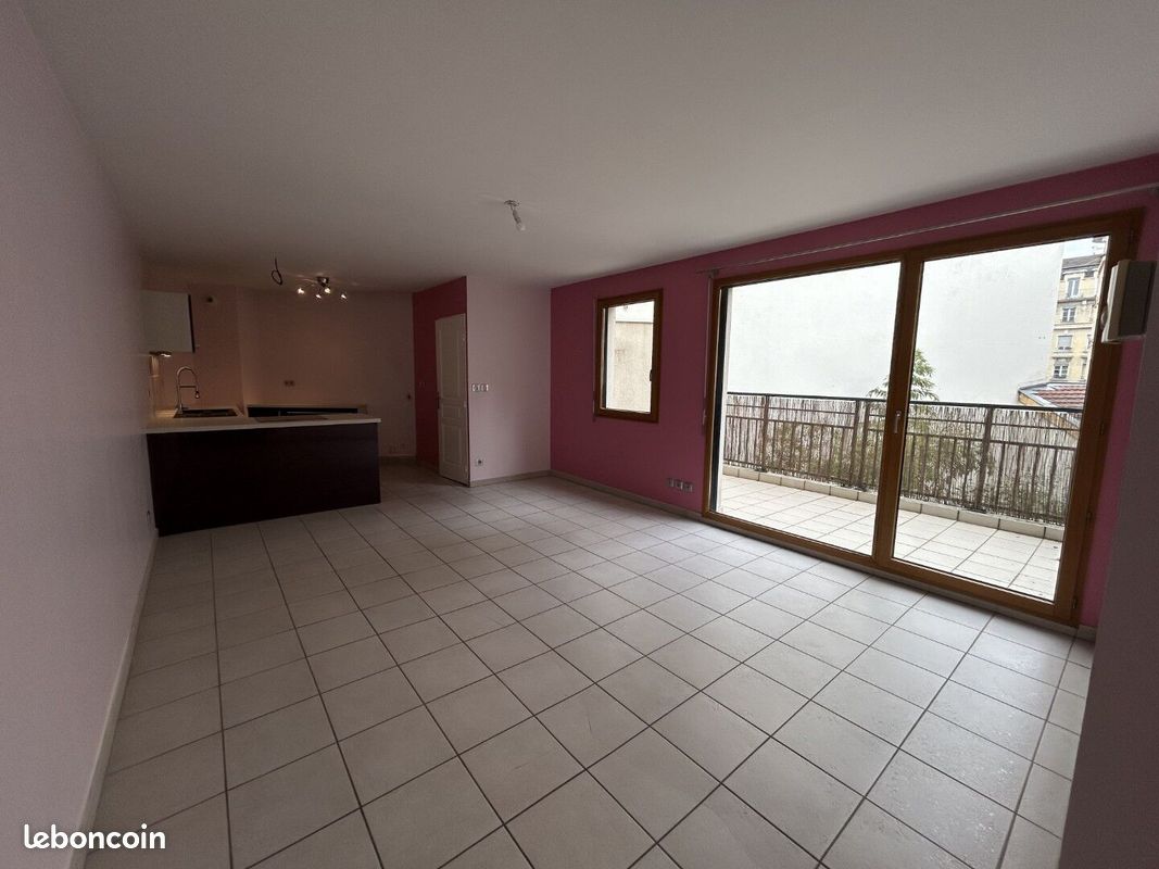 Appartement 45 m² · à Lyon · 45 m² · 818 €