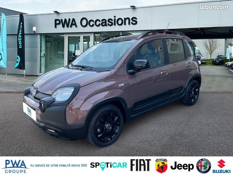 Fiat Panda 0.9 8v TwinAir 85ch S&S Trussardi Euro6D (image 1)