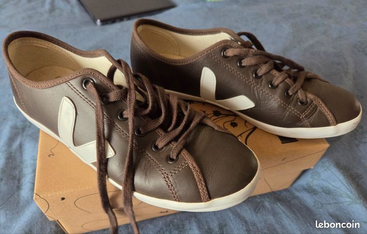 Sneakers 40 Veja cuir marron Chaussures