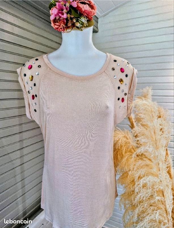 T-shirt beige avec strass - Taille M/L (image 1)
