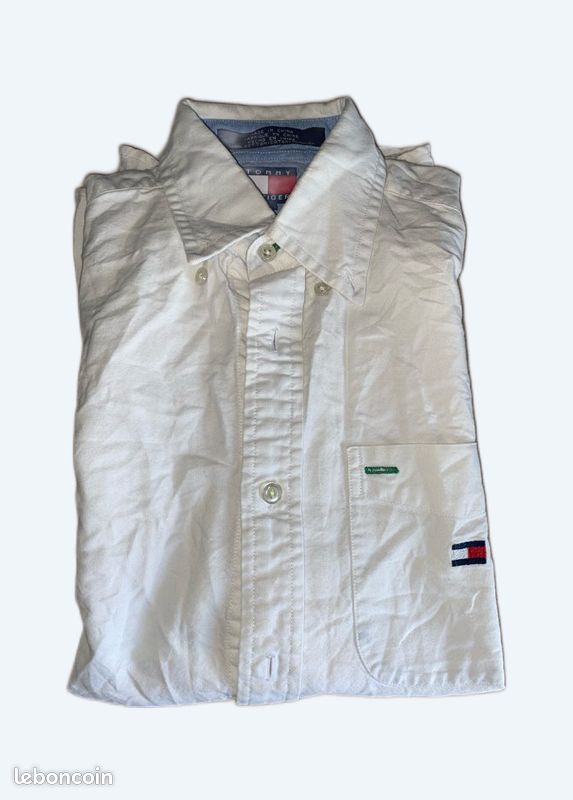 Chemise Tommy Hilfiger — Blanche — Taille M — Très bon état (image 1)