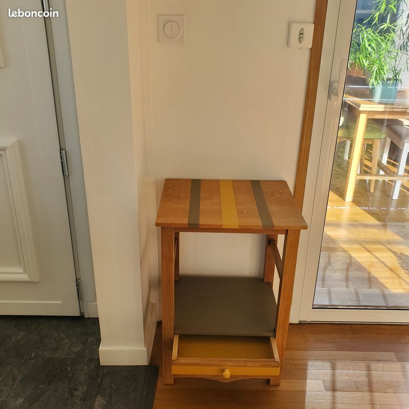 Petite table d´appoint (image 4)