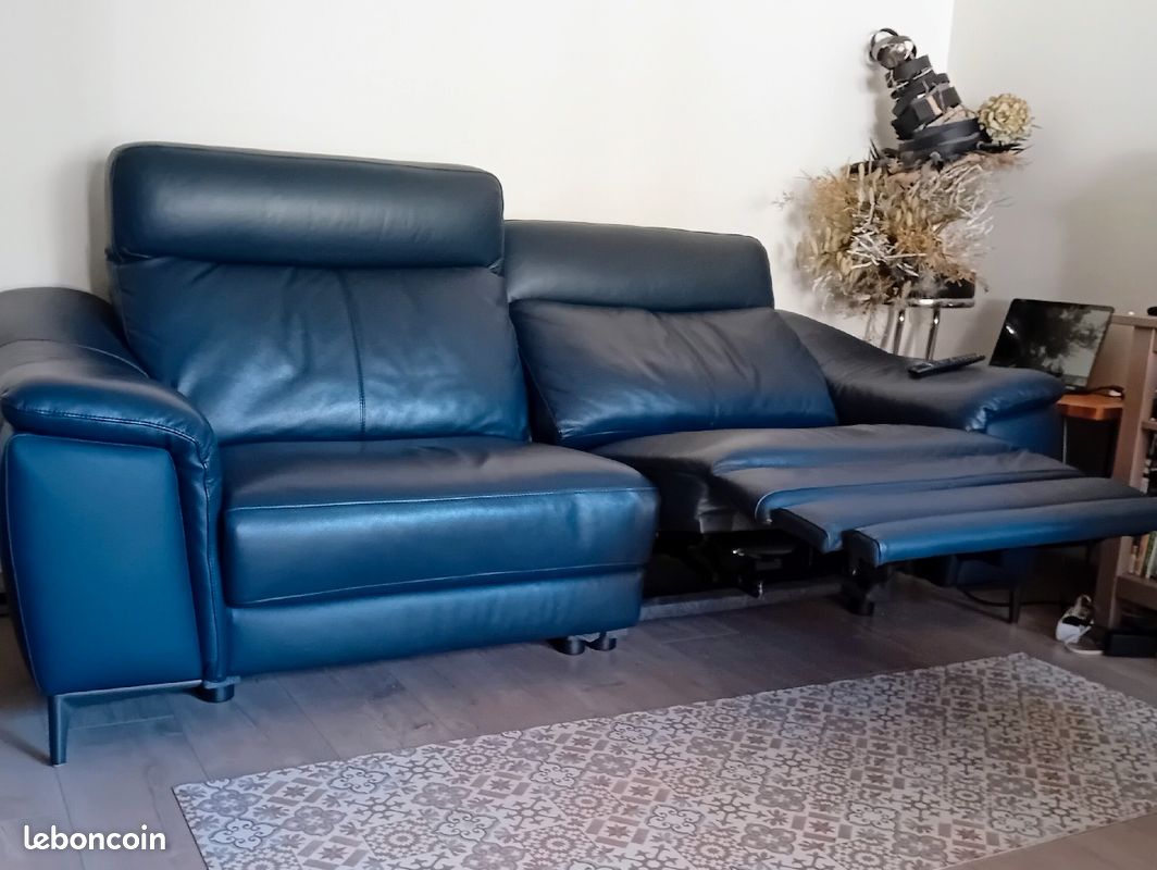 Canapé Cuir électrique bleu foncé à vendre (image 1)
