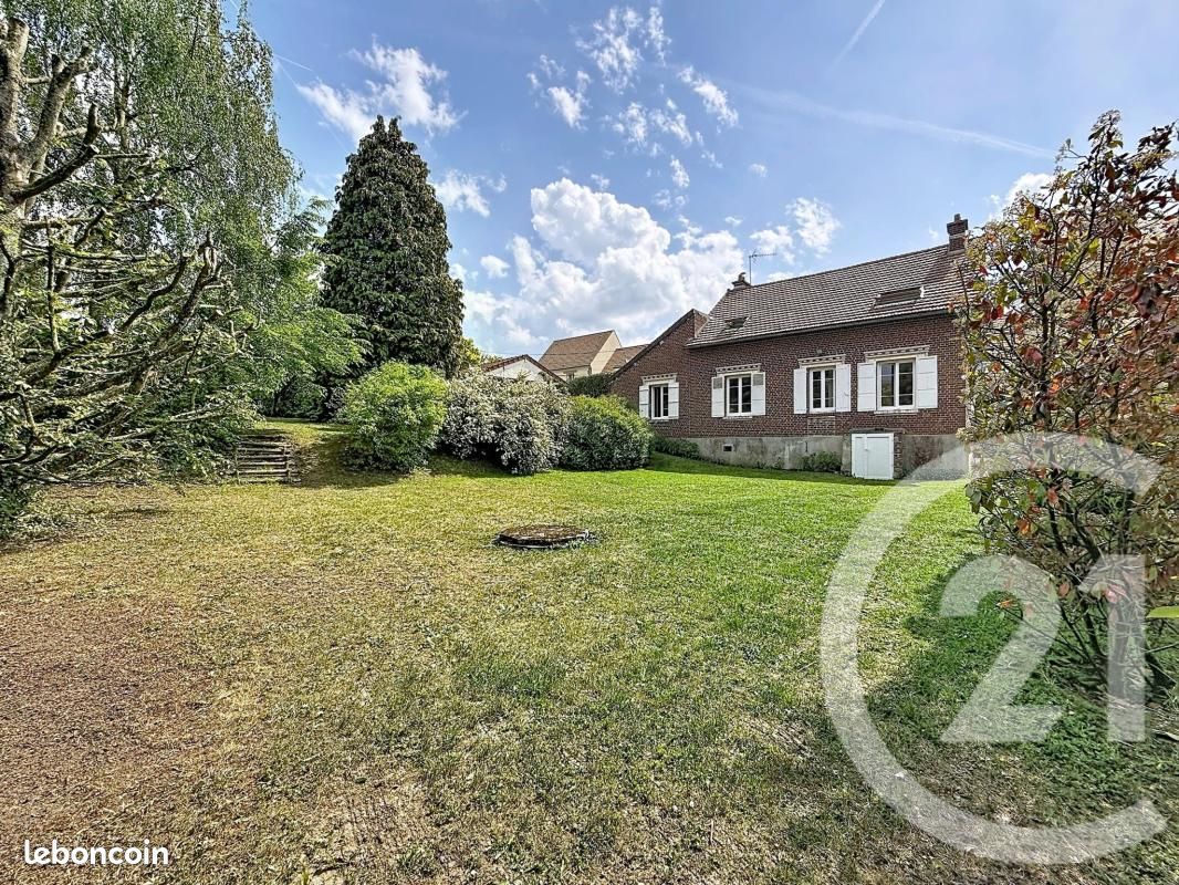 Maison 5 pièces 135 m² · à Mareuil-la-Motte · 135 m² · 251 000 €
