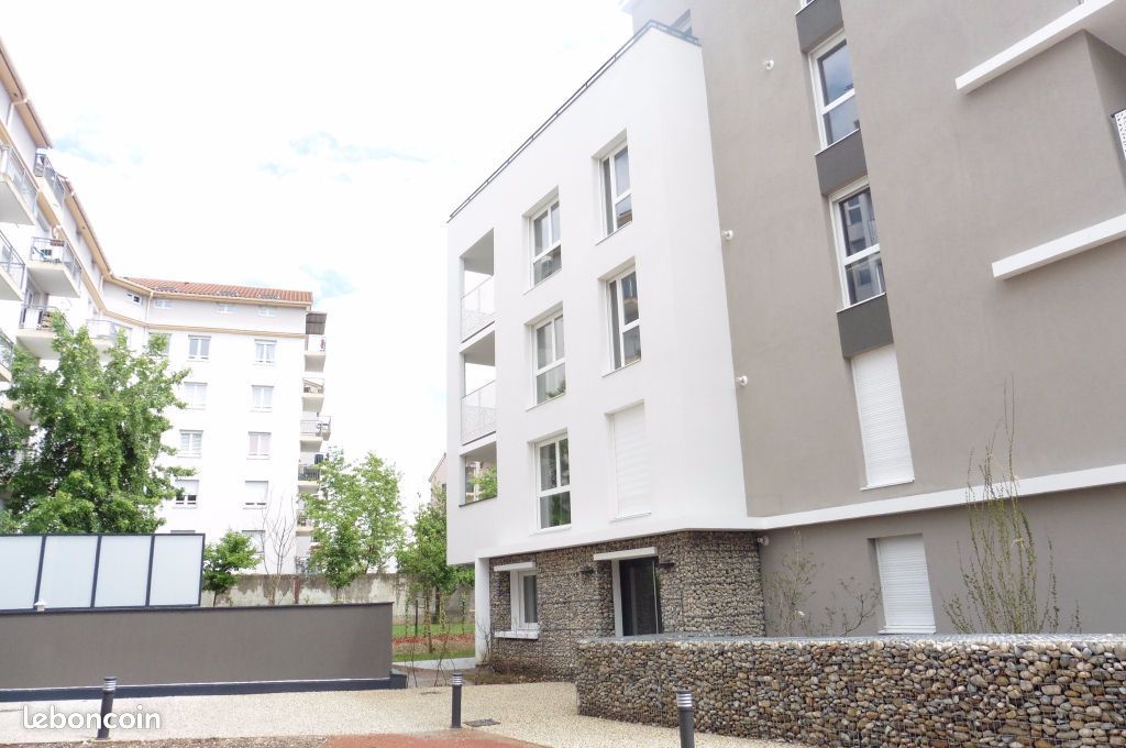 Appartement 2 pièces 64 m² · à Villeurbanne · 64 m² · 965 €