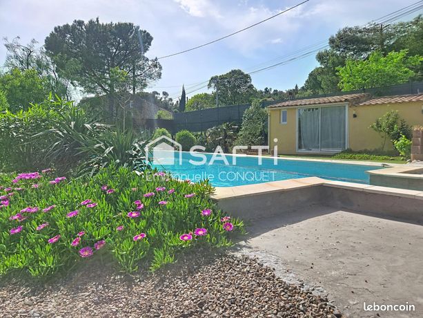 Propriété 11 pièces 255 m²