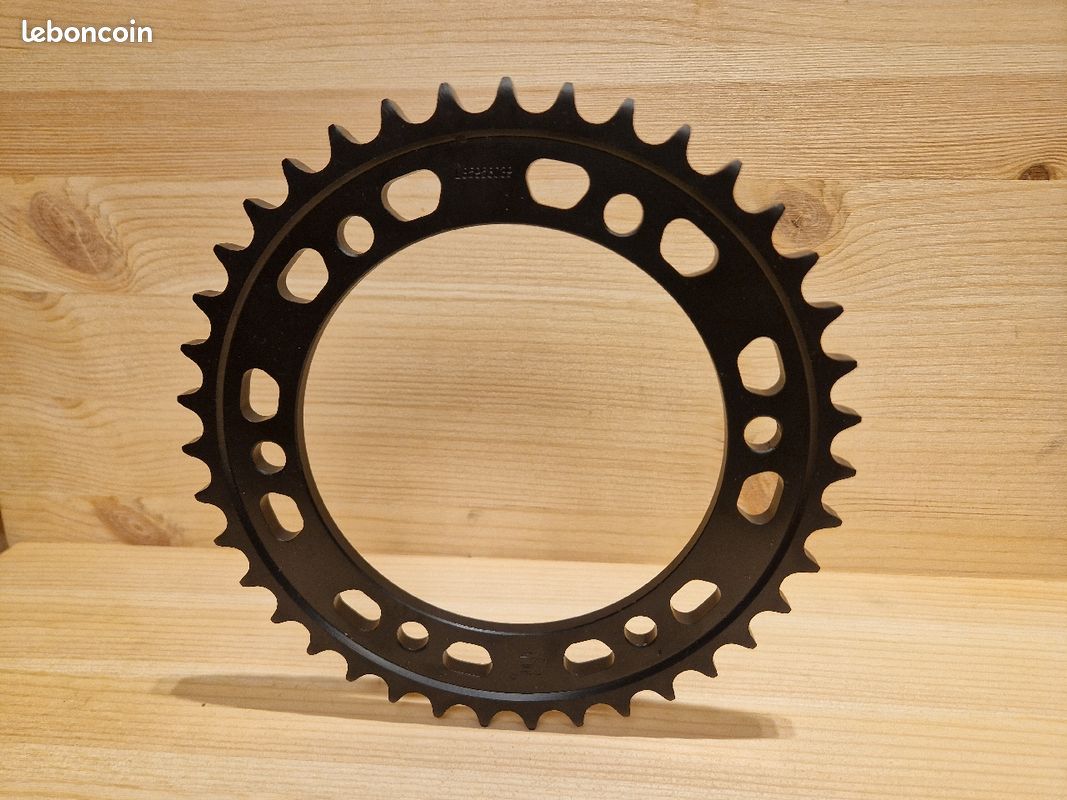 Couronne NEUVE Acier Chaine 520 - 39 dents Yamaha Fazer XJR FZS Thunder Genesis (image 3)