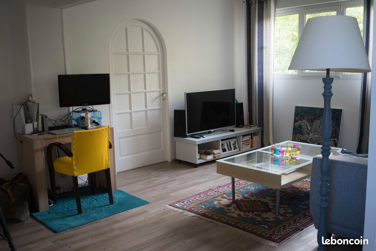 Belle chambre en colocation (image 1)