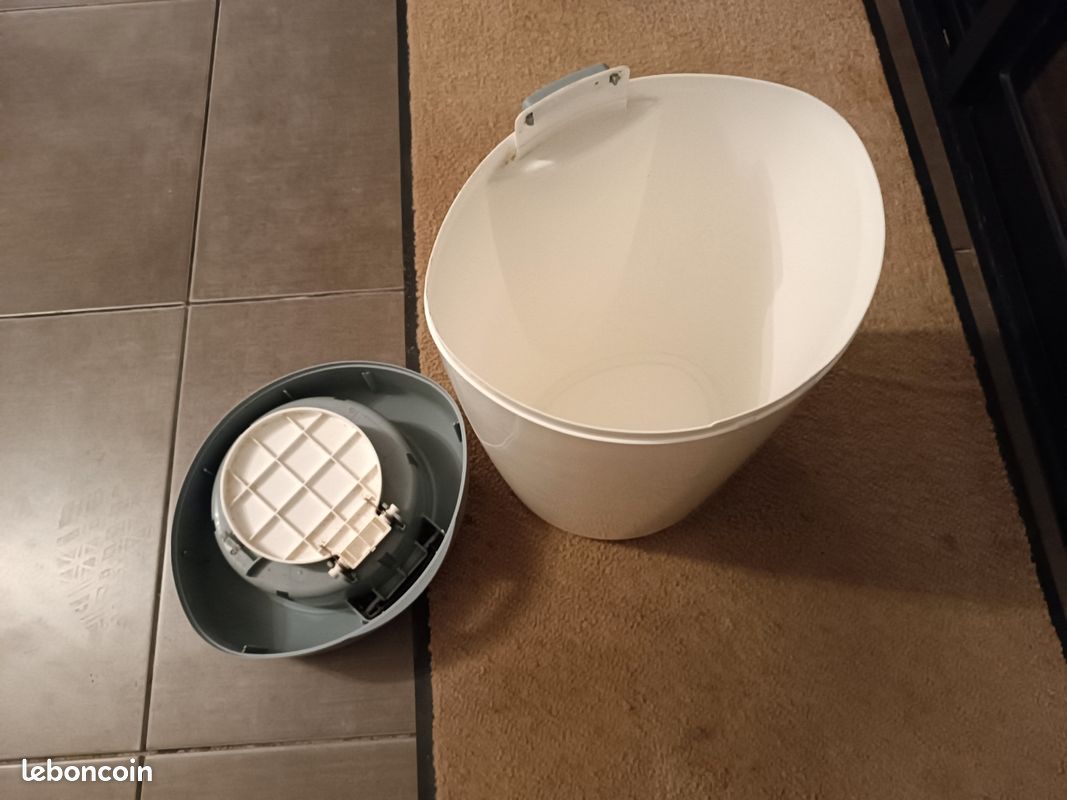 Poubelle à couche (image 6)