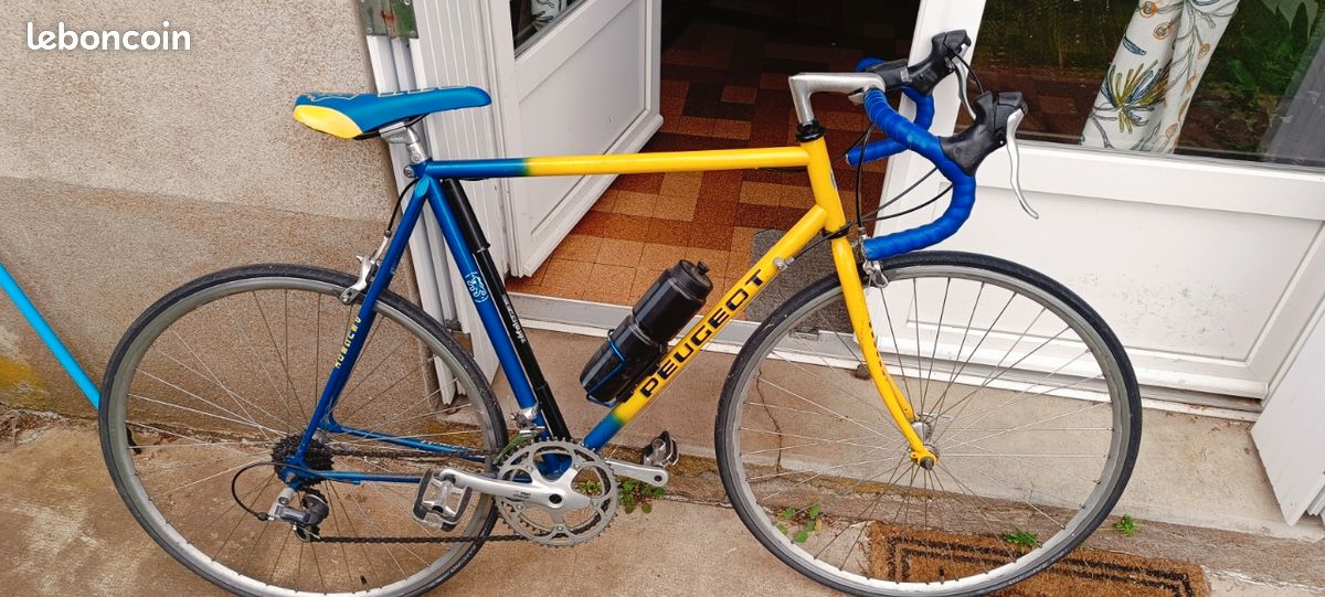 Support de pompe velo ancien 1900 - 1920 vintage bike eroica Support de pompe velo ancien 1900 - 1920 vintage bike eroica