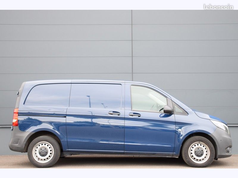 Mercedes Vito Fourgon 114 CDI Compact / L1 - 22 990 HT (image 16)