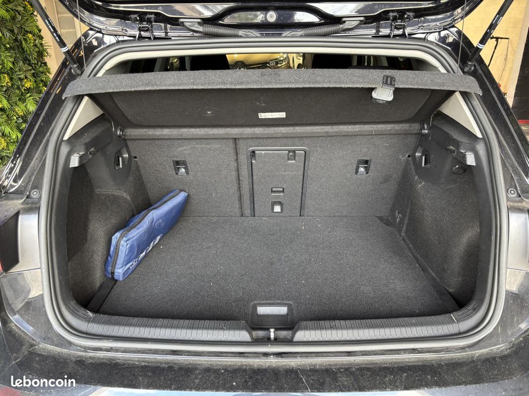 Volkswagen golf 1.5 e-tsi 130 mhev hybrid opf style dsg bva (image 27)