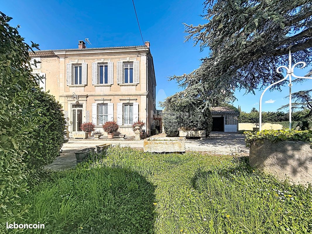 Maison 4 pièces 127 m² · à Cabannes · 127 m² · 299 000 €