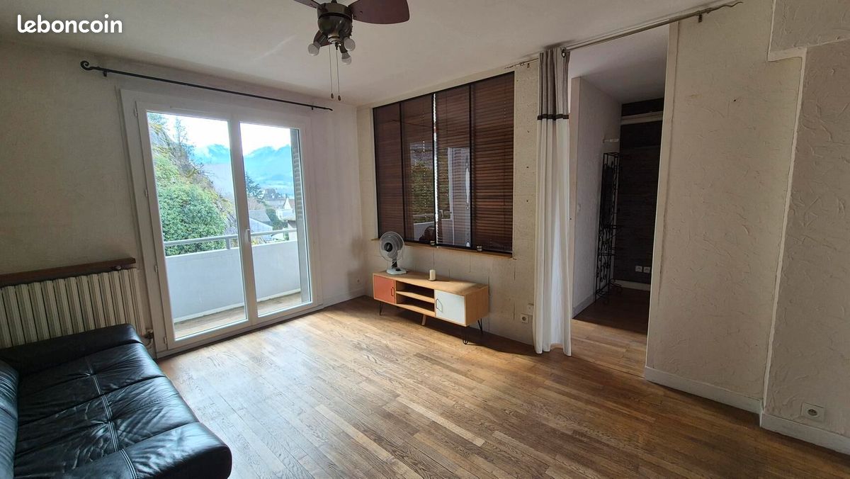 Appartement 4 pièces 63 m² · à Chambéry · 63 m² · 910 €
