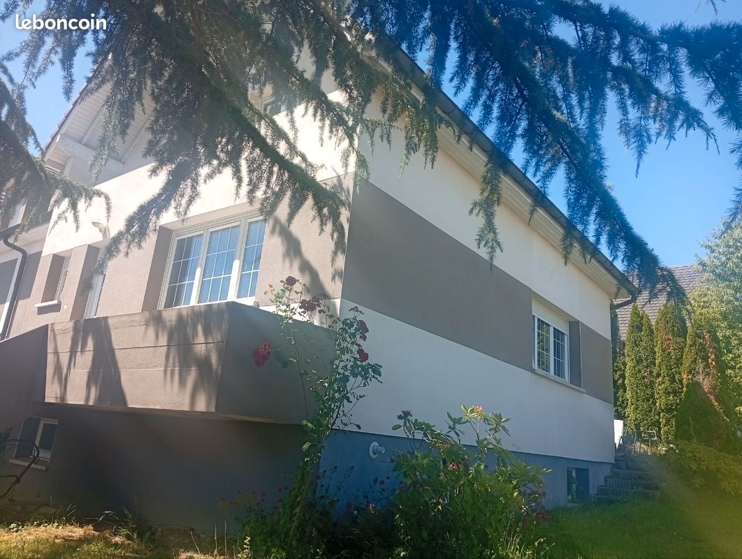 Maison 6 pièces 138 m² · à Essert · 138 m² · 240 000 €