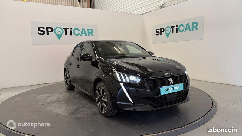 Peugeot 208 e-208 136ch GT (image 3)