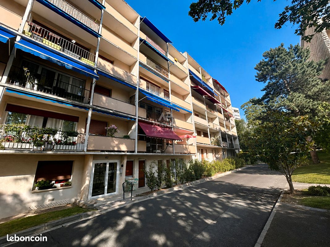 Appartement 3 pièces 72 m² · à Poissy · 72 m² · 277 000 €