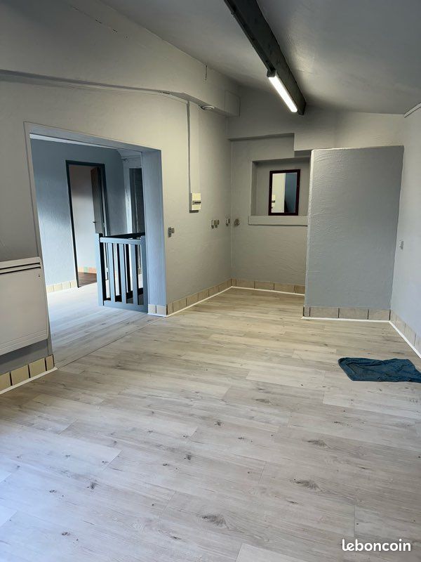 Appartement 5 pièces 100 m² · à Yvetot · 100 m² · 780 €
