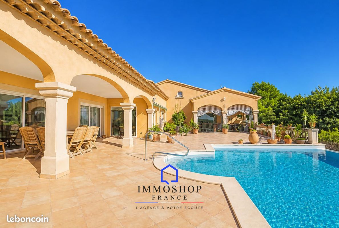 Maison 9 pièces 310 m² · à La Ciotat · 310 m² · 1 850 000 €