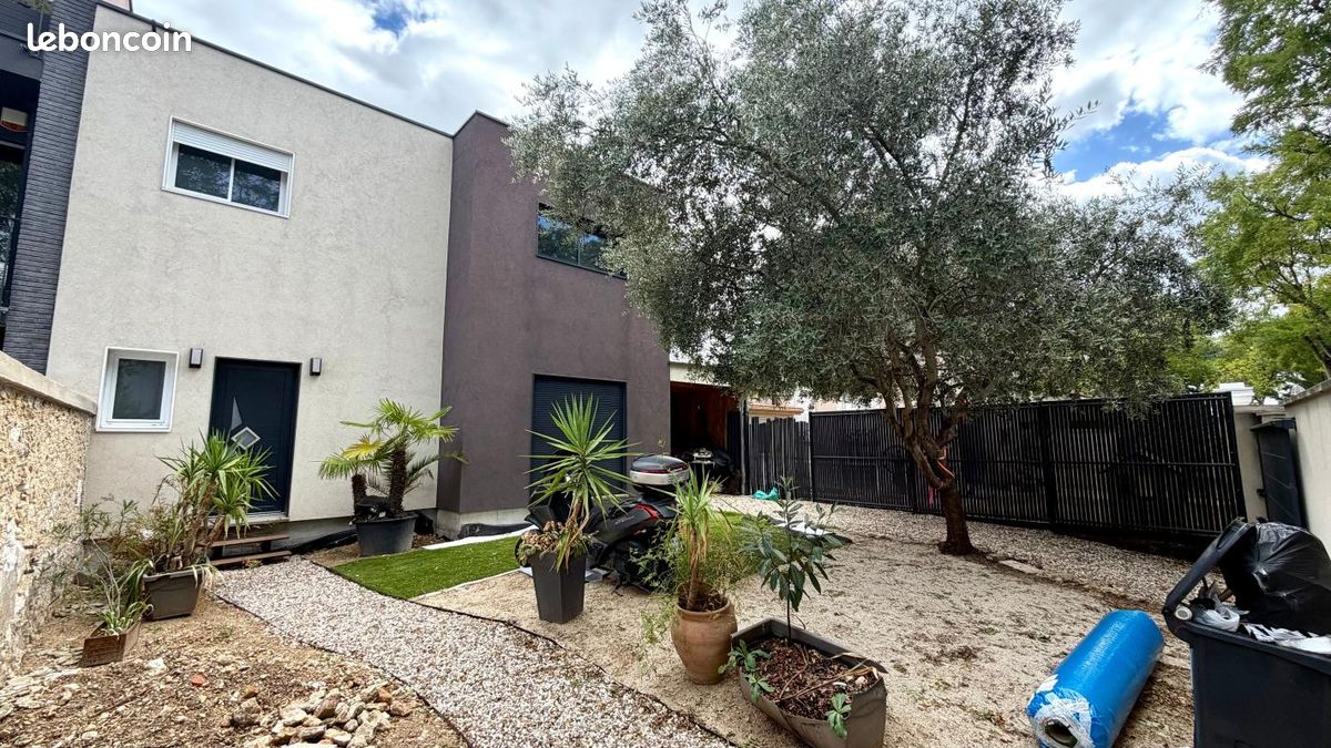 Maison 5 pièces 156 m² · à Champigny-sur-Marne · 156 m² · 2 400 €/mois