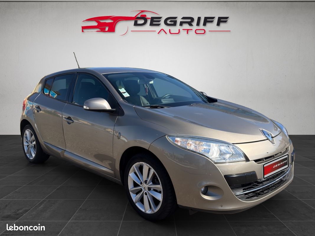 RENAULT MEGANE III BERLINE TCE 130 XV De France Euro 5 (image 3)