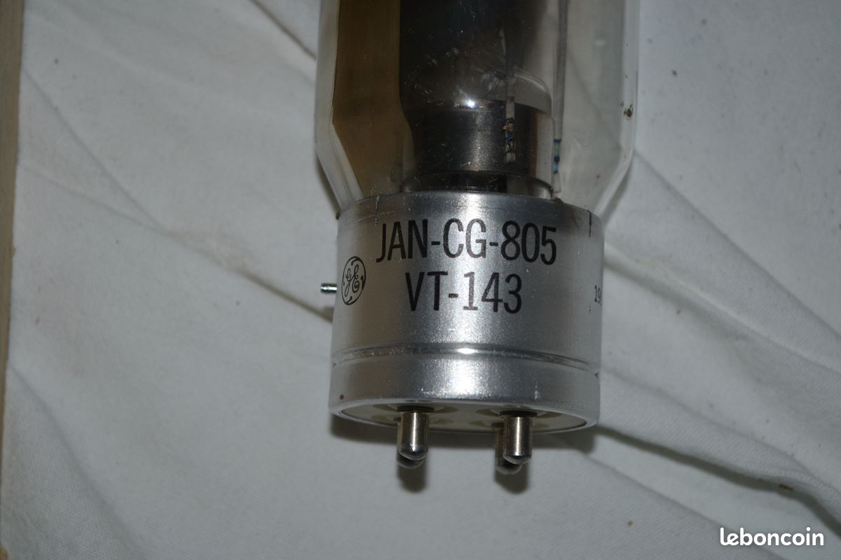 2x RCA Radiotron JAN 805 / VT-143 von 1946 same Code / big D-Getter / Röhren-Set 2x RCA Radiotron JAN 805 / VT-143 von 1946 same Code / big D-Getter / Röhren-Set