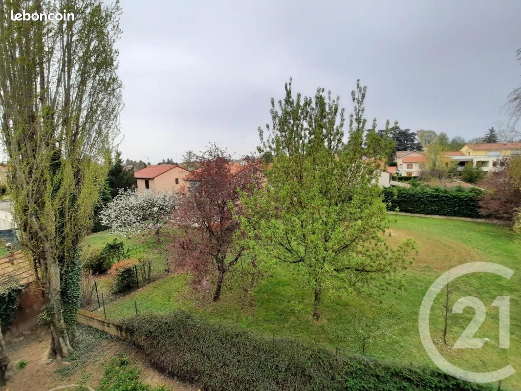 Appartement 2 pièces 46 m² · à Genas · 46 m² · 880 €/mois