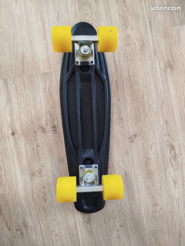 Petit skateboard Batman neuf (image 3)